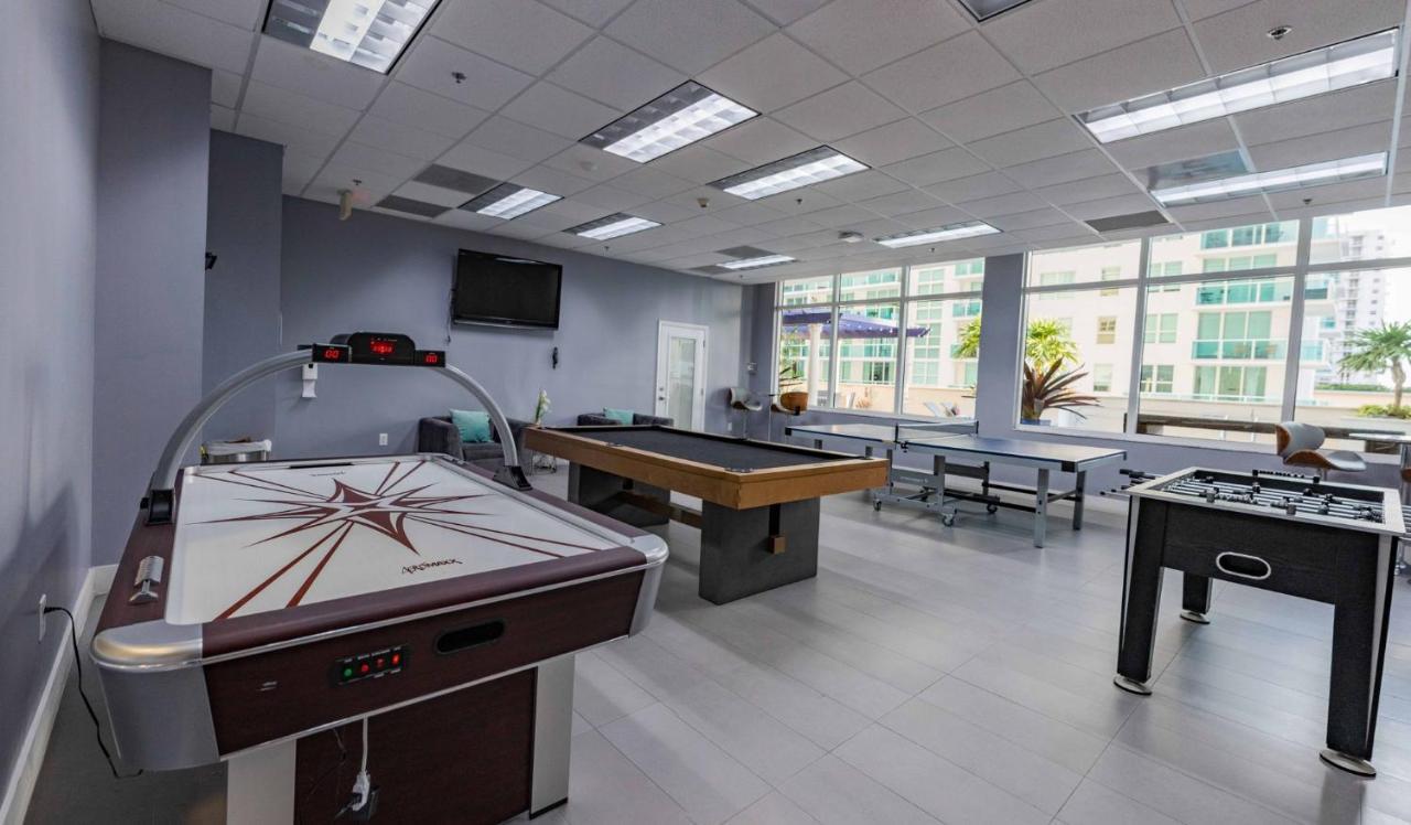 מיאמי Studios In Brickell With Pool, Gym, Free Parking And Game Room מראה חיצוני תמונה