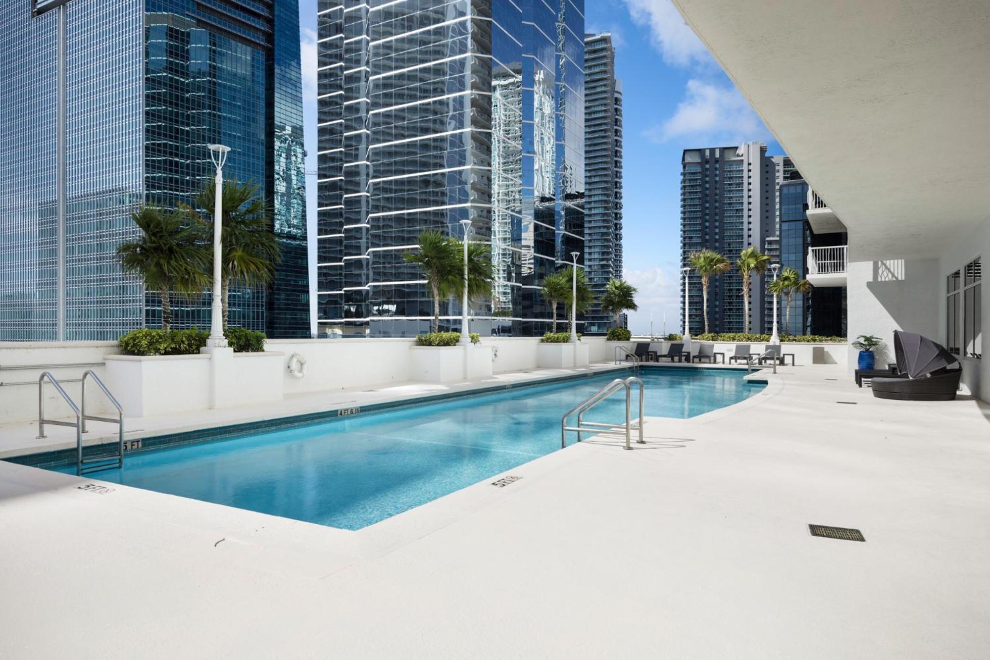 מיאמי Studios In Brickell With Pool, Gym, Free Parking And Game Room מראה חיצוני תמונה